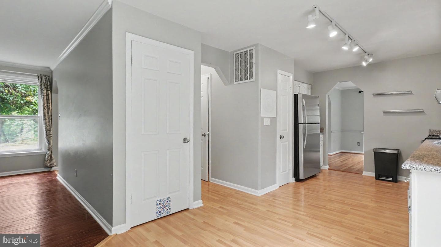 13083 Williamfield Drive photo 16