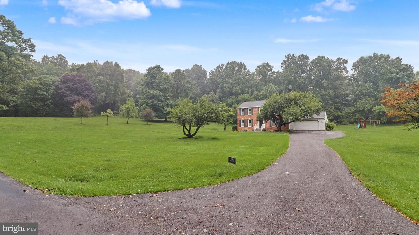 13083 Williamfield Drive photo 3