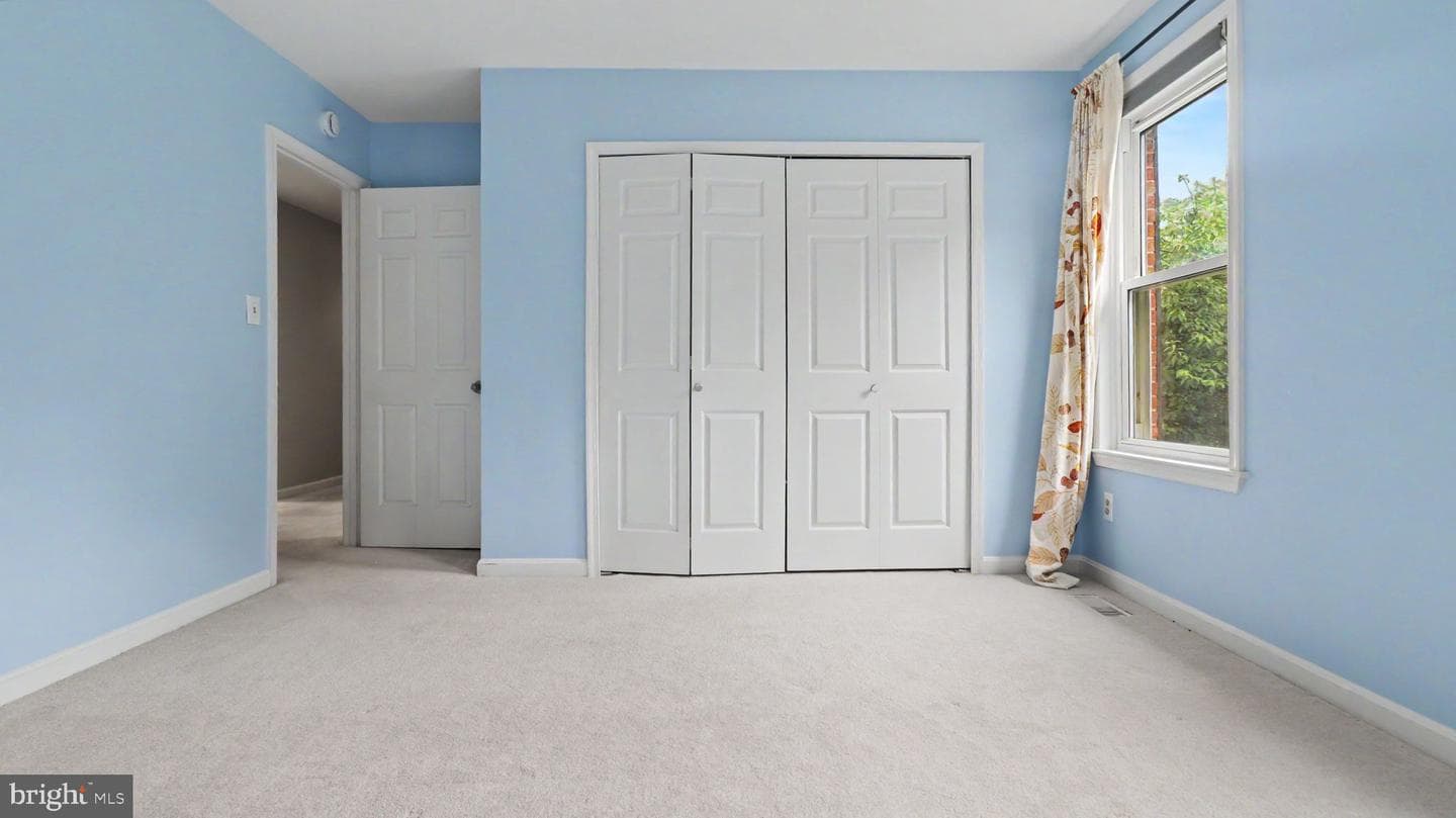 13083 Williamfield Drive photo 35