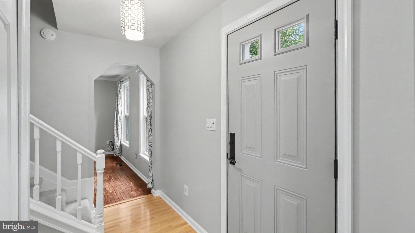 13083 Williamfield Drive photo 4