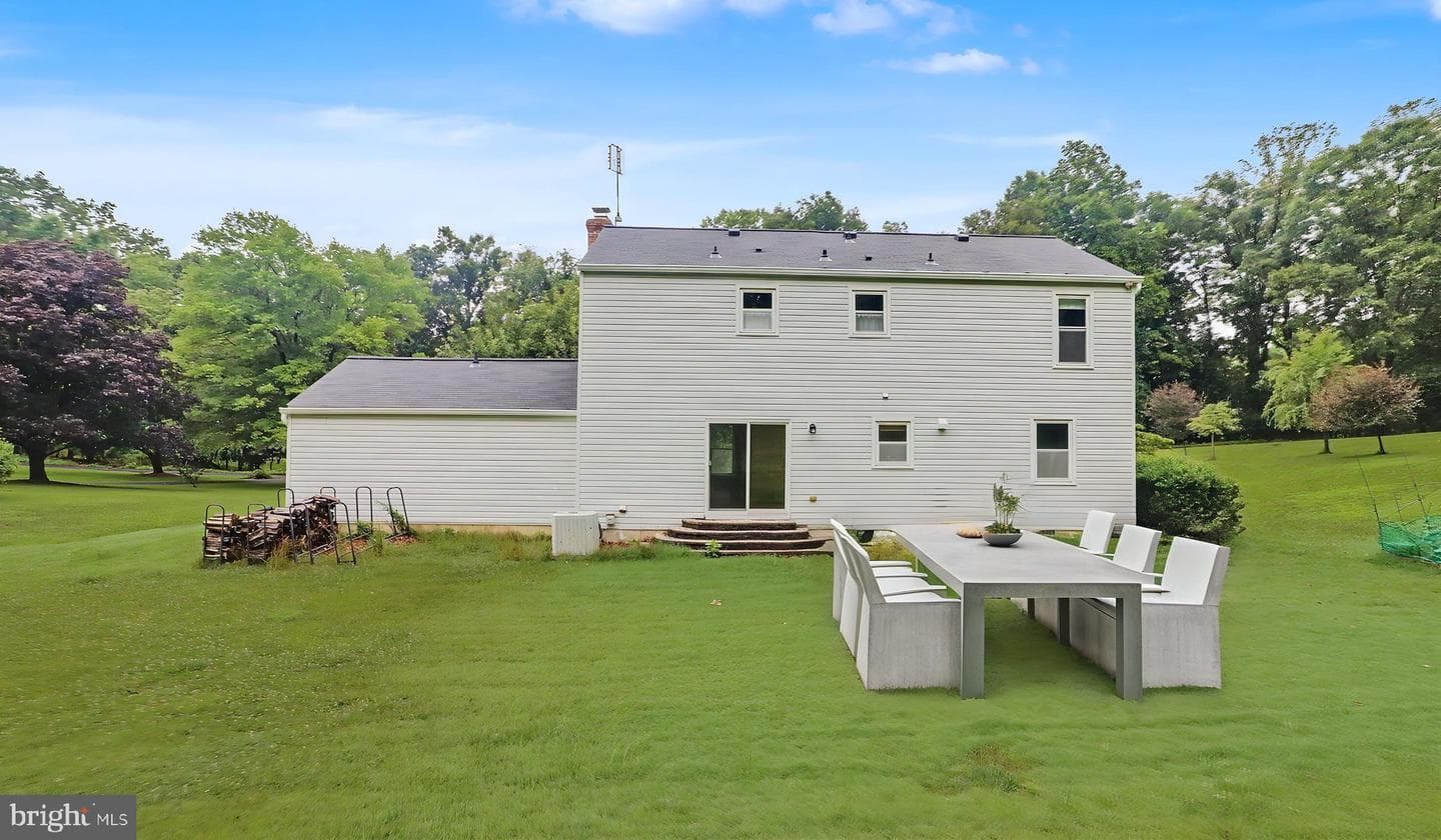13083 Williamfield Drive photo 54