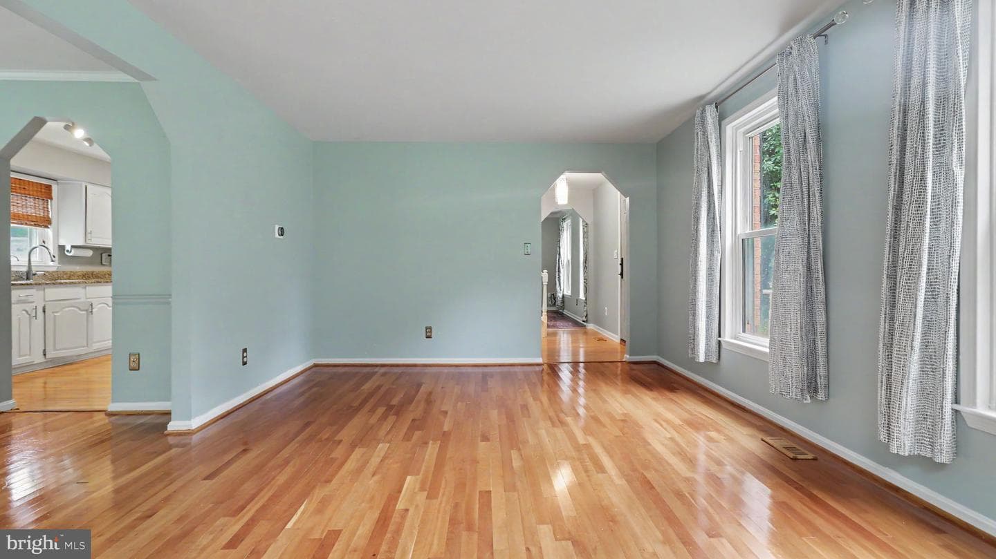 13083 Williamfield Drive photo 7