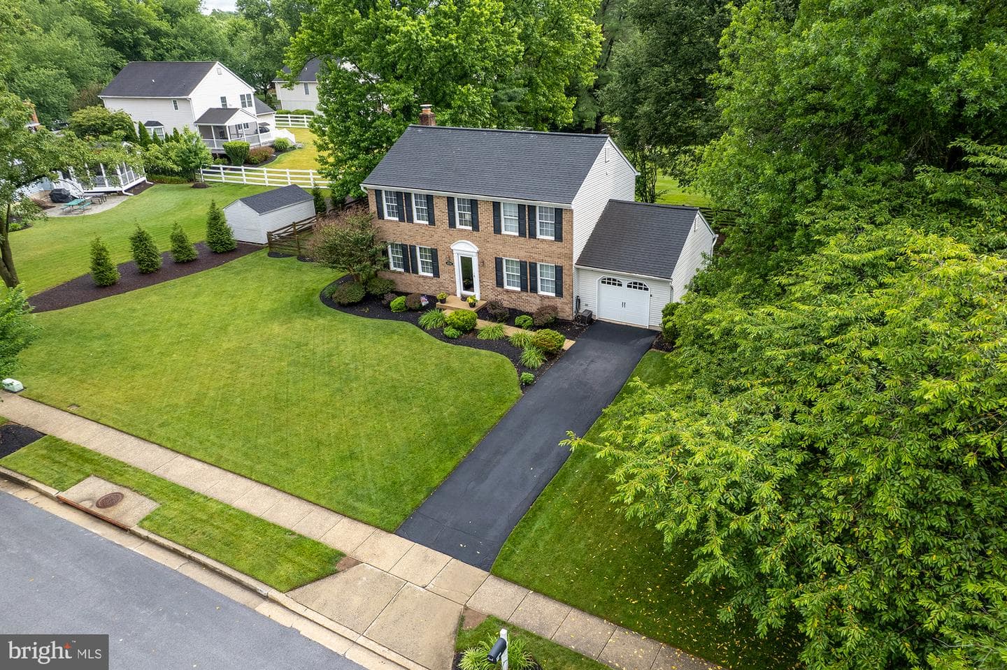 4704 Yorkshire Drive photo 24