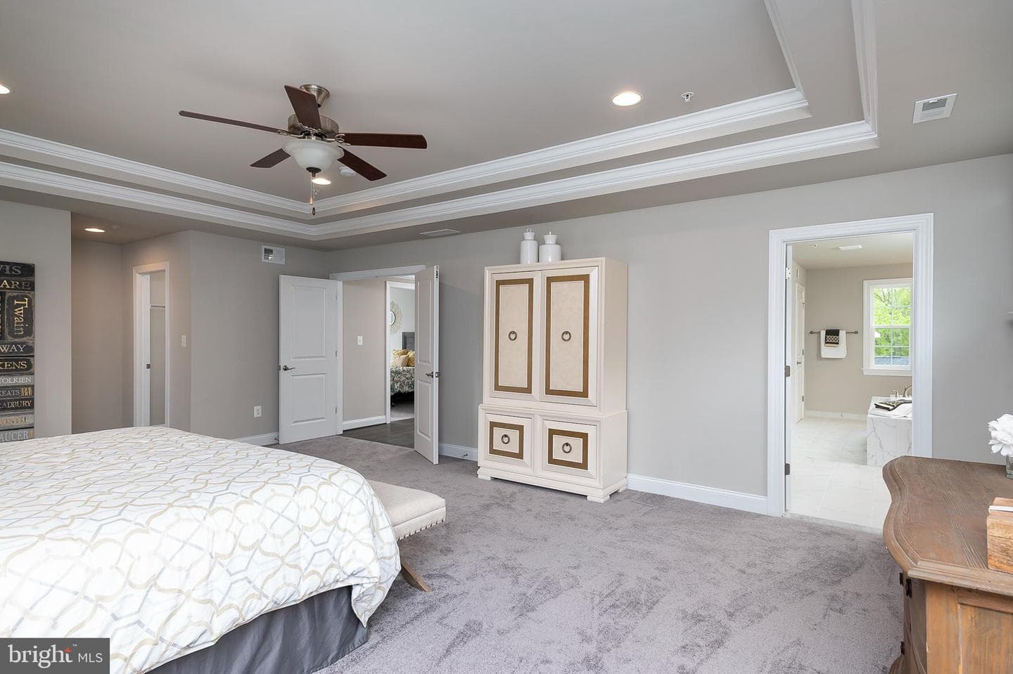 4492 Ilchester Road photo 13