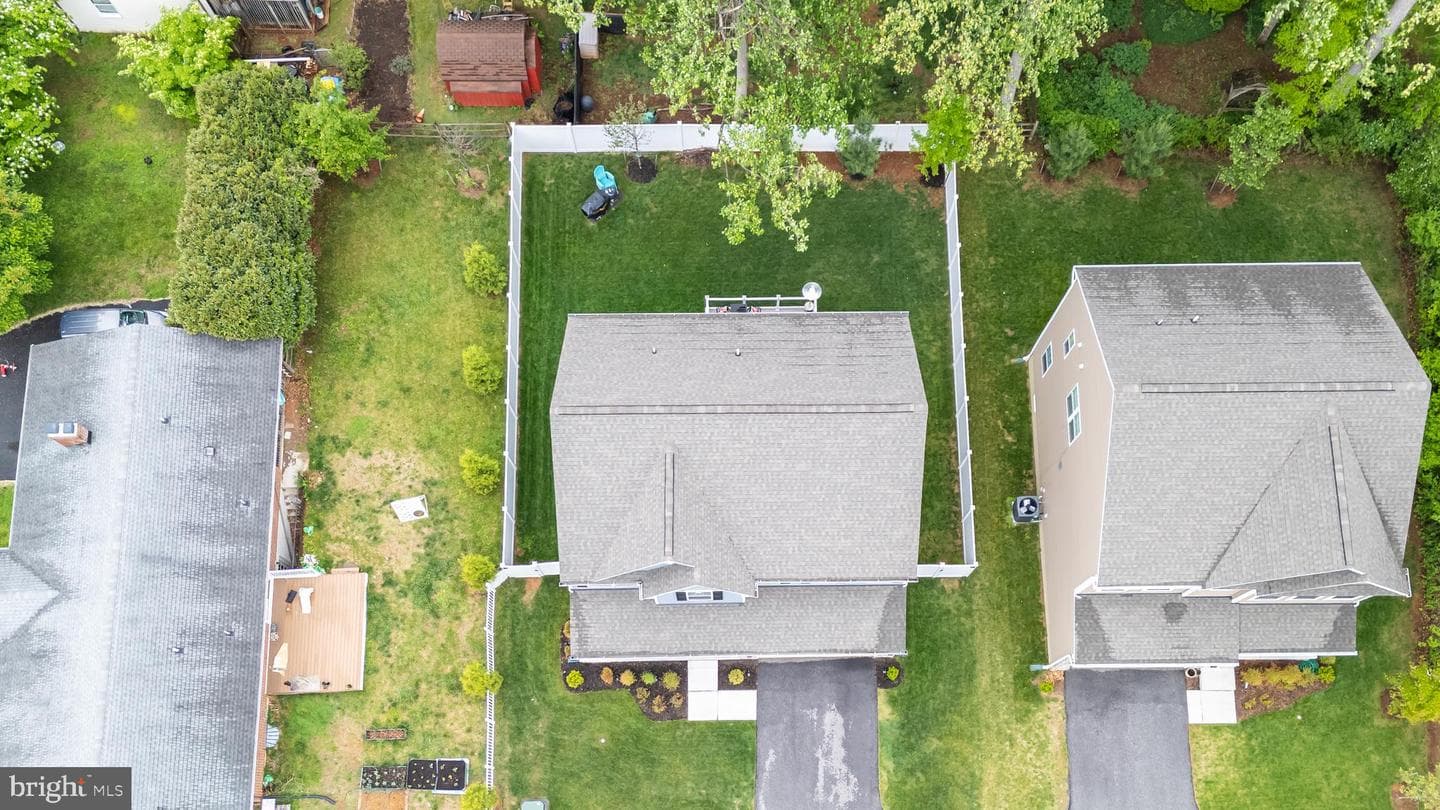 9468 Vollmerhausen Drive photo 38
