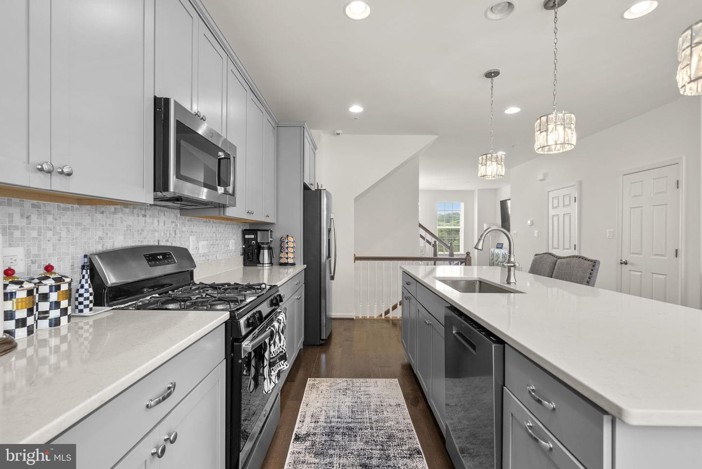 7219 Barry Lane photo 15
