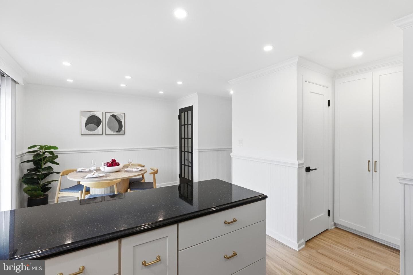 8024 Watermill Court photo 15