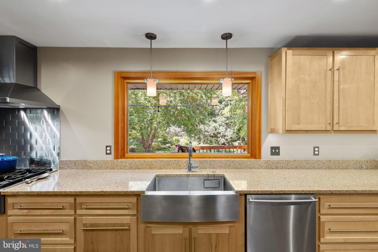 9922 Frederick Road photo 19