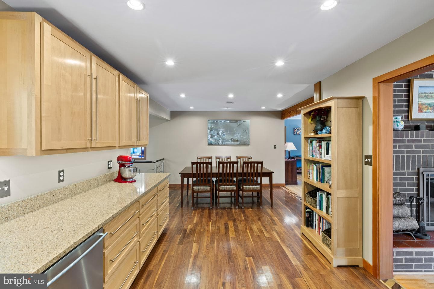 9922 Frederick Road photo 22
