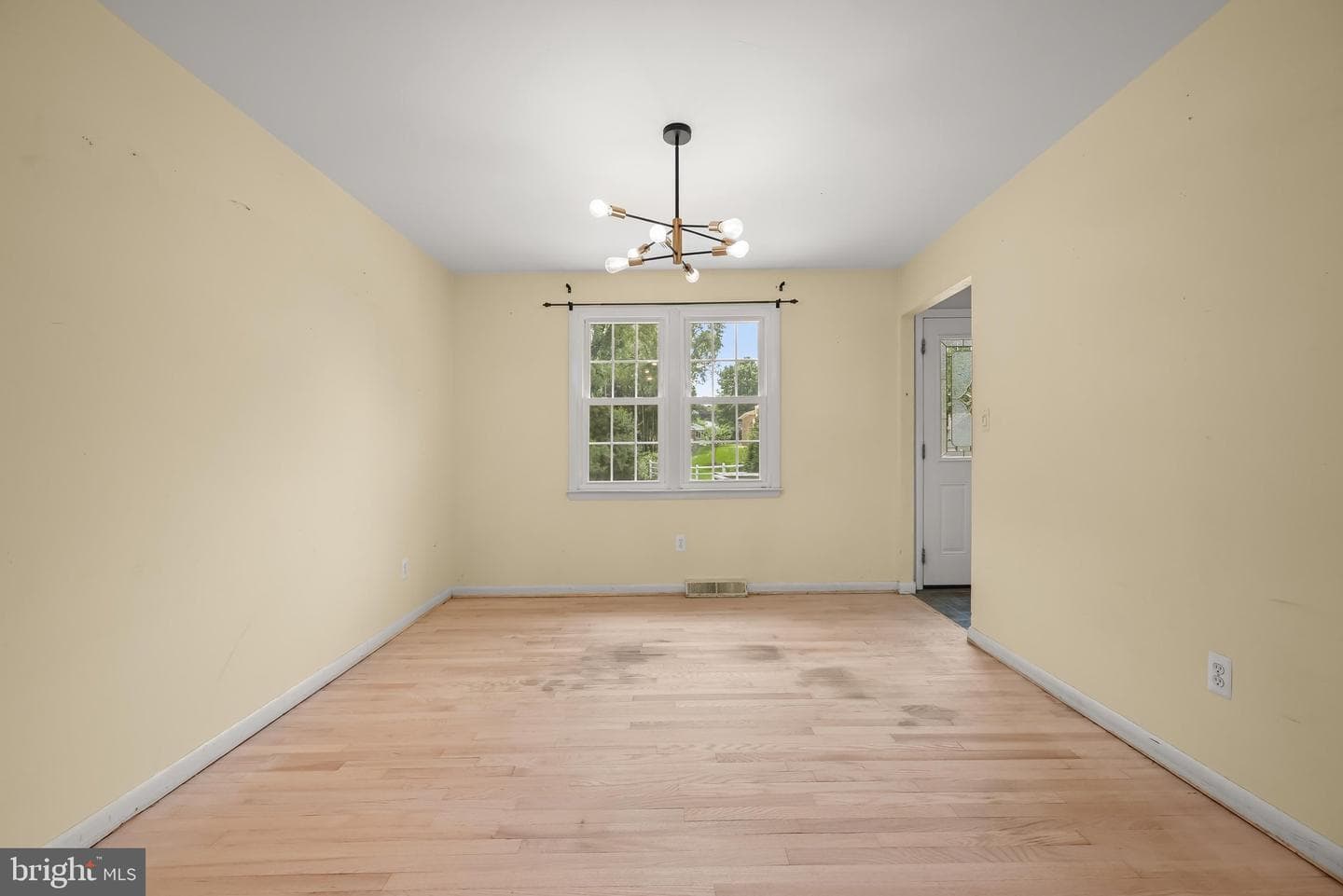 9905 Frederick Road photo 19
