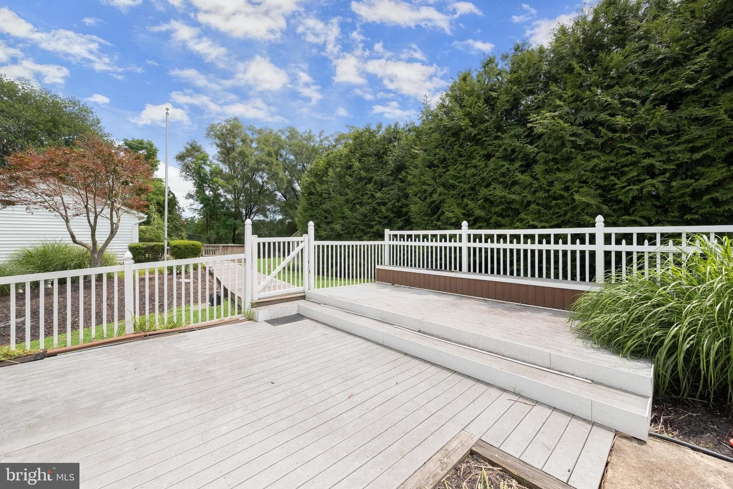 9905 Frederick Road photo 38