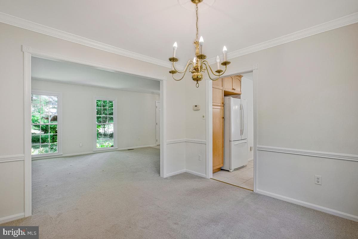 6052 Tamar Drive photo 11