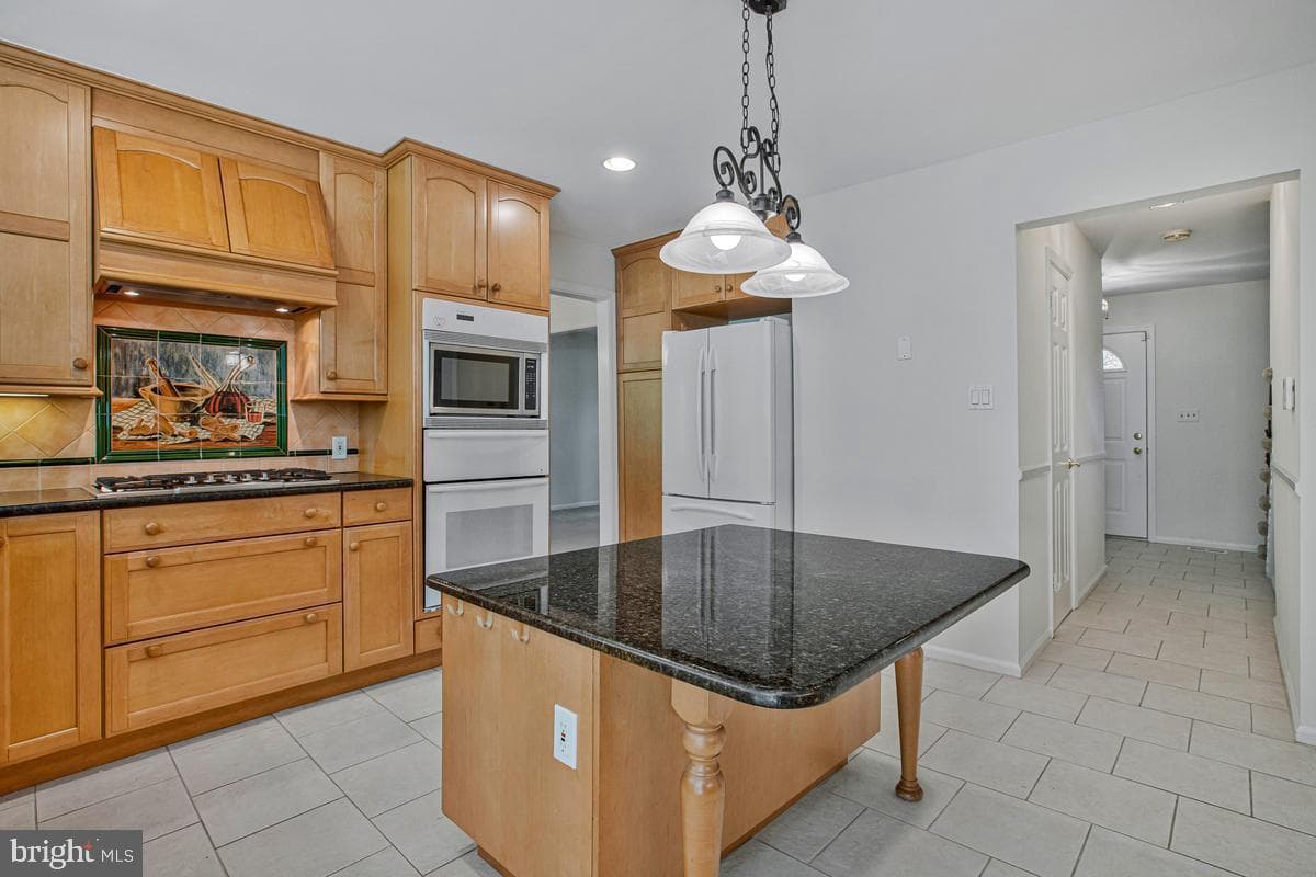 6052 Tamar Drive photo 19