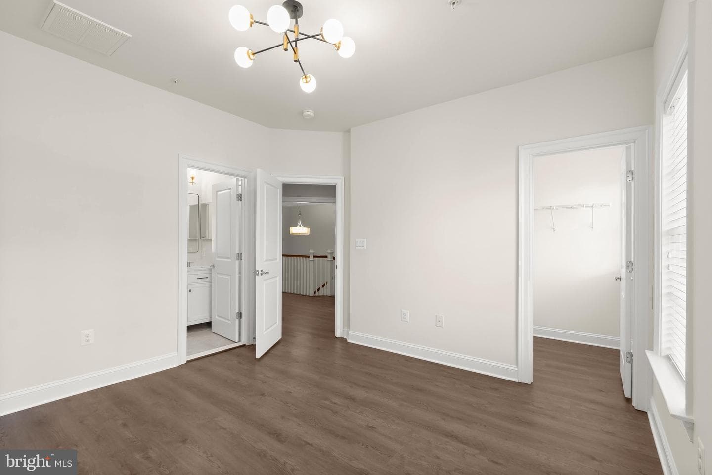 11423 Ellington Street photo 58