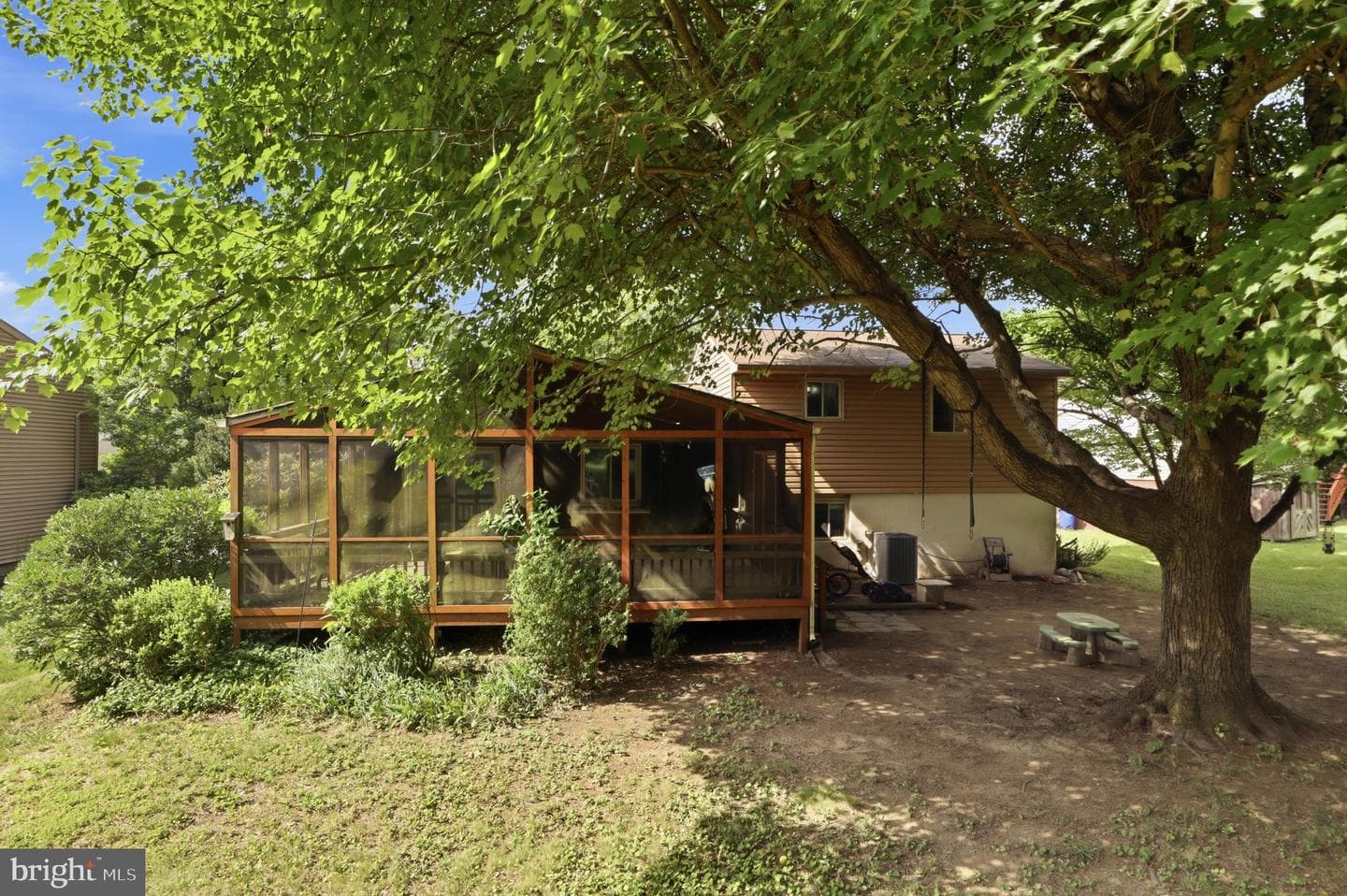 5225 Hayledge Court photo 29