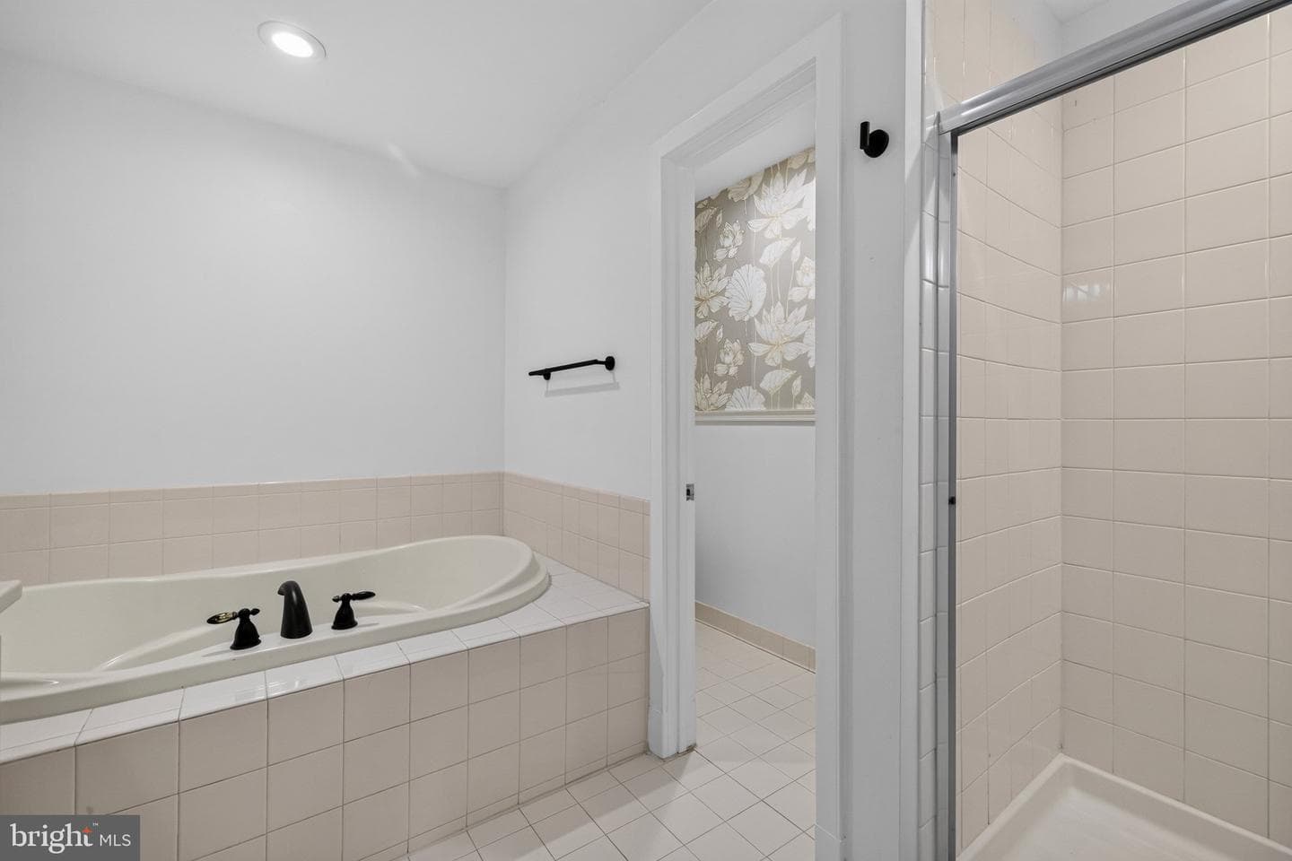 8702 Timber Oak Lane photo 20