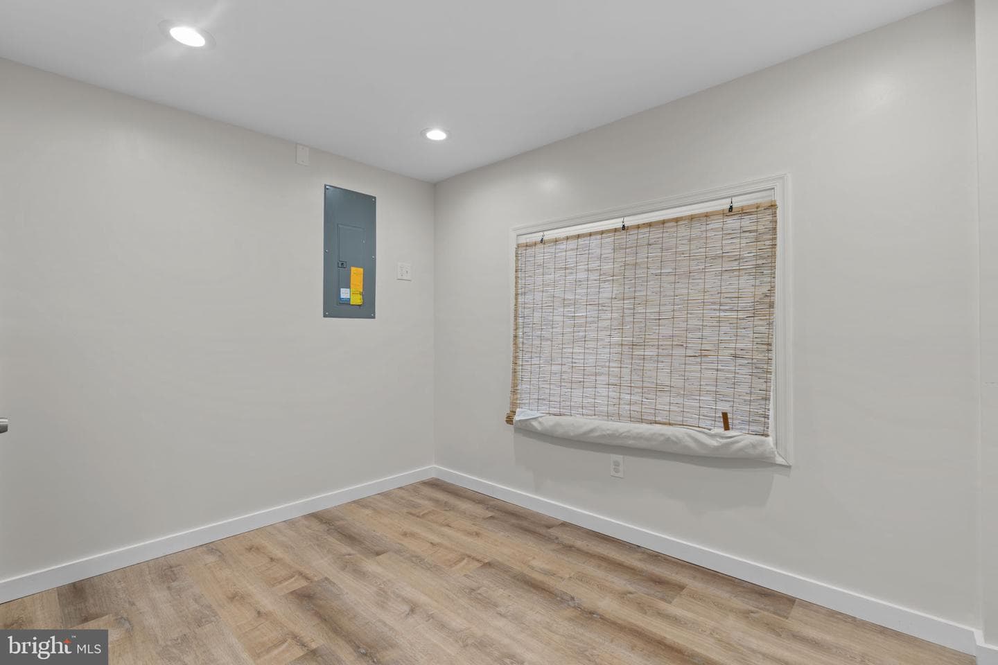 5414 Hesperus Drive photo 32