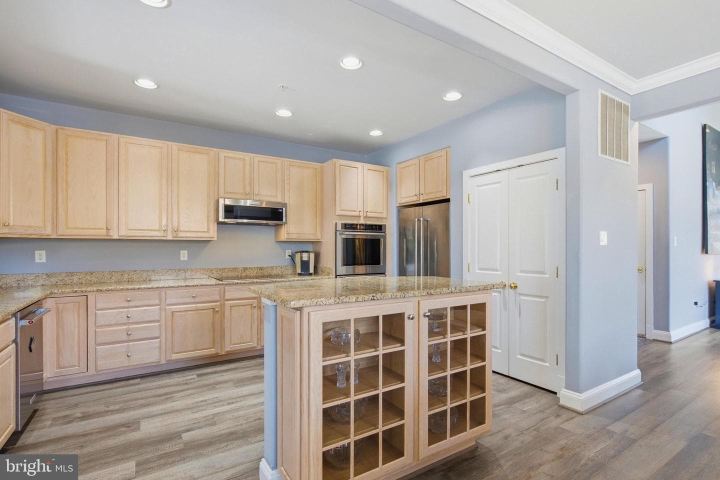 8705 Timber Oak Lane photo 13