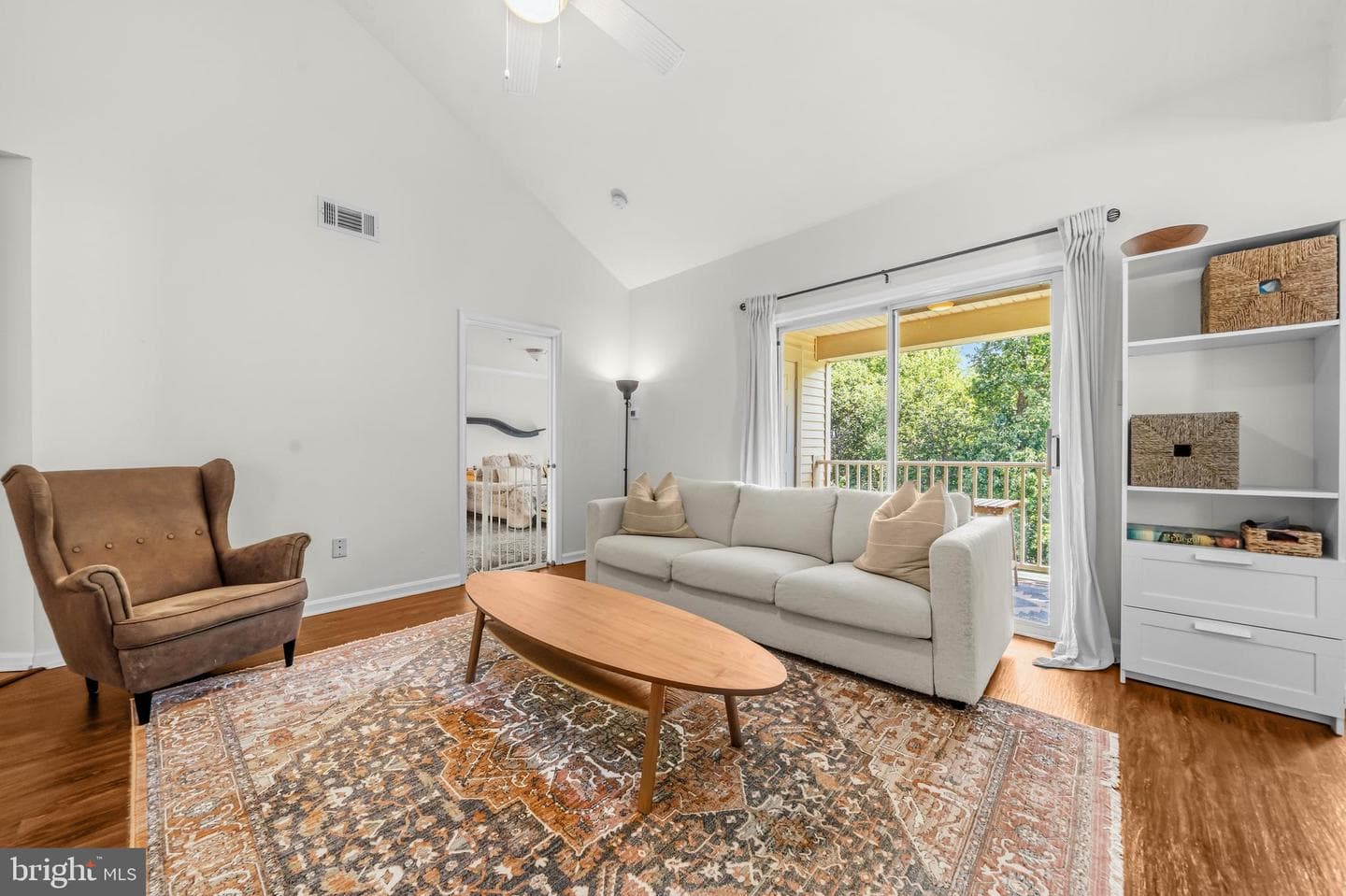 9101 Gracious End Court #303 photo 5