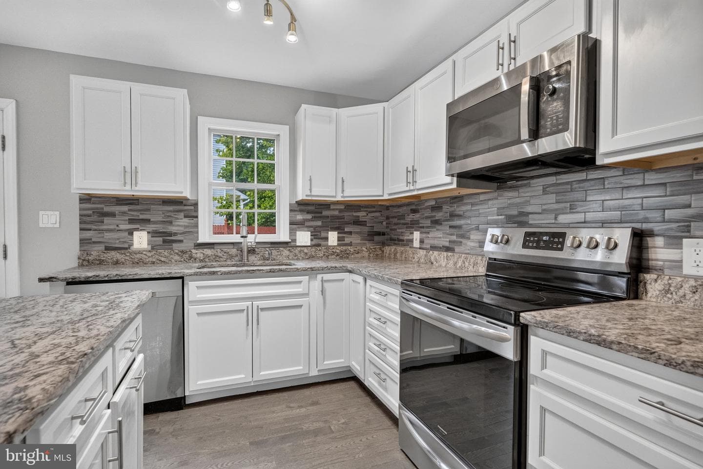 6499 Sedgwick Street photo 14