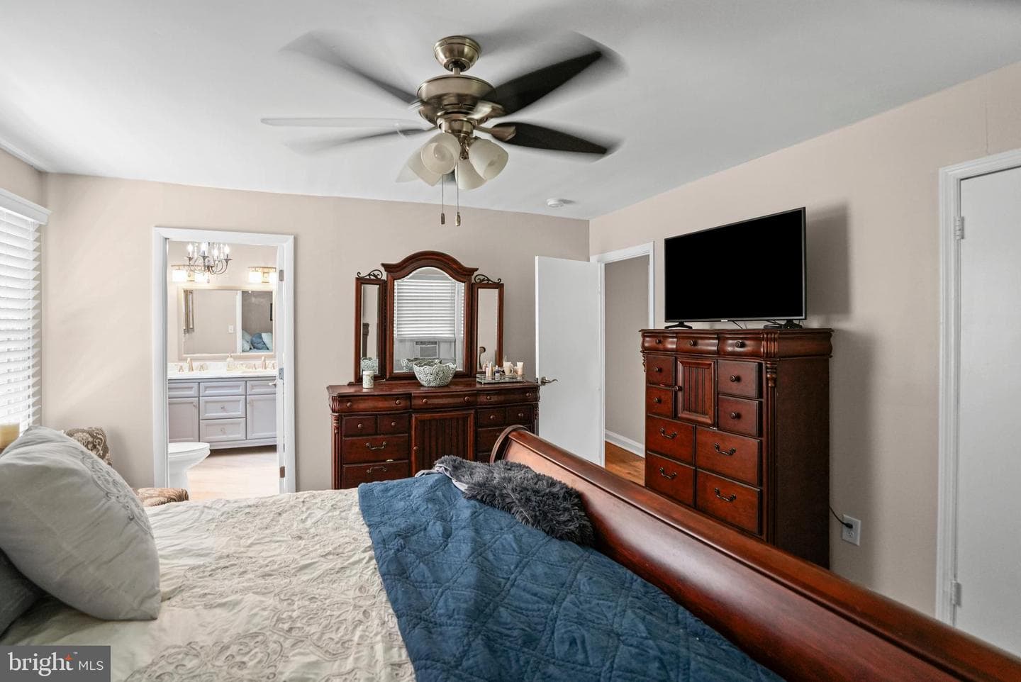 10734 Mid Summer Lane photo 29