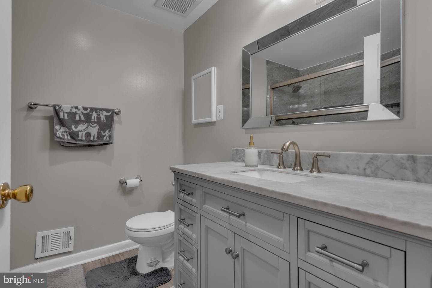 9301 N Laurel Road photo 18