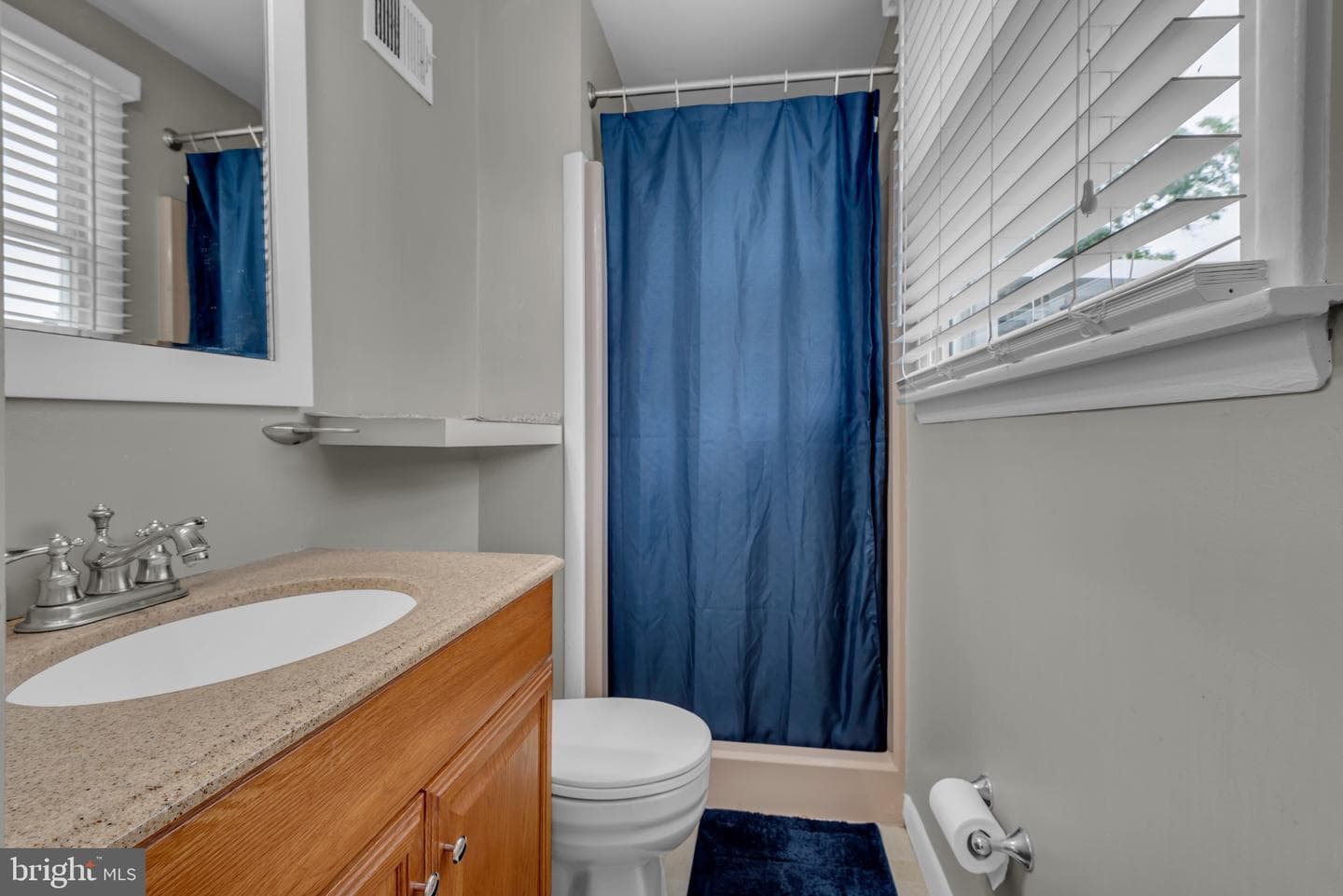 9301 N Laurel Road photo 22