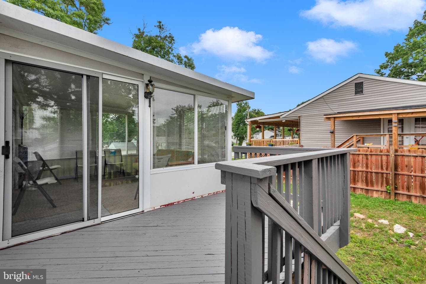 9301 N Laurel Road photo 35