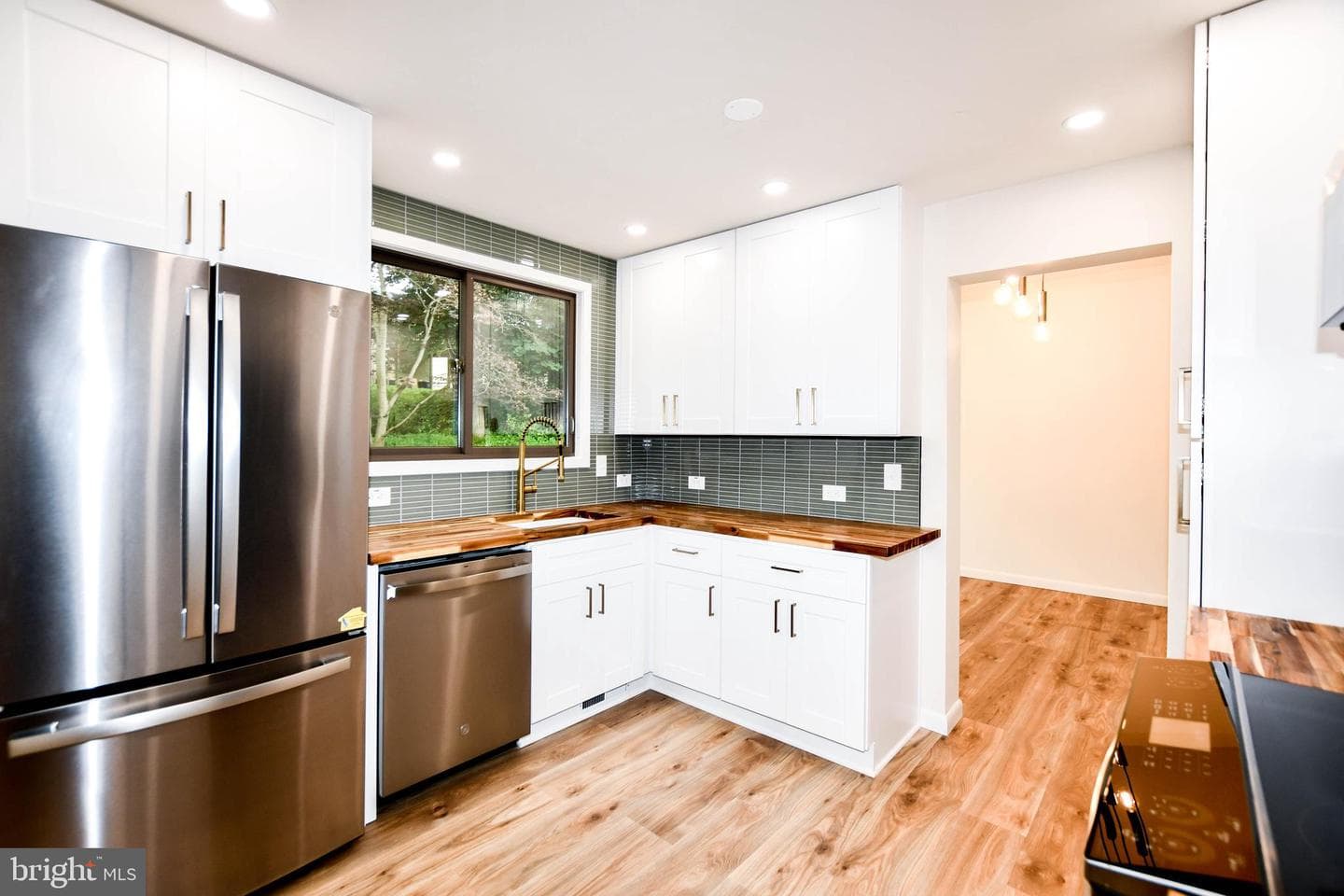 5317 Lightning View Road photo 14