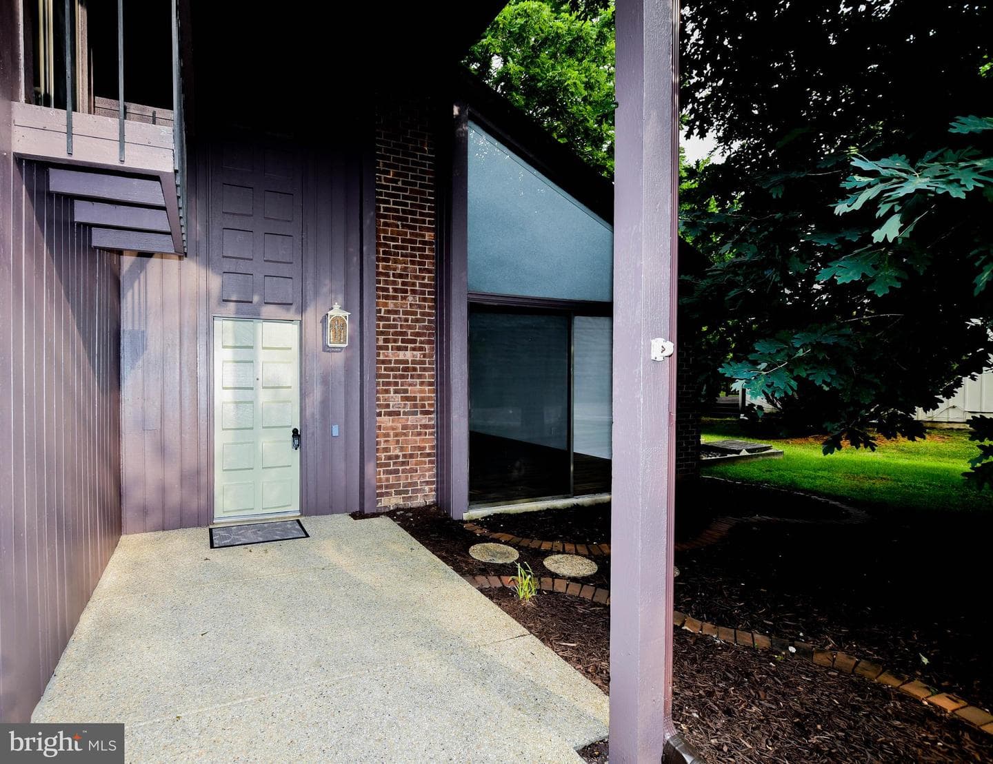 5317 Lightning View Road photo 5