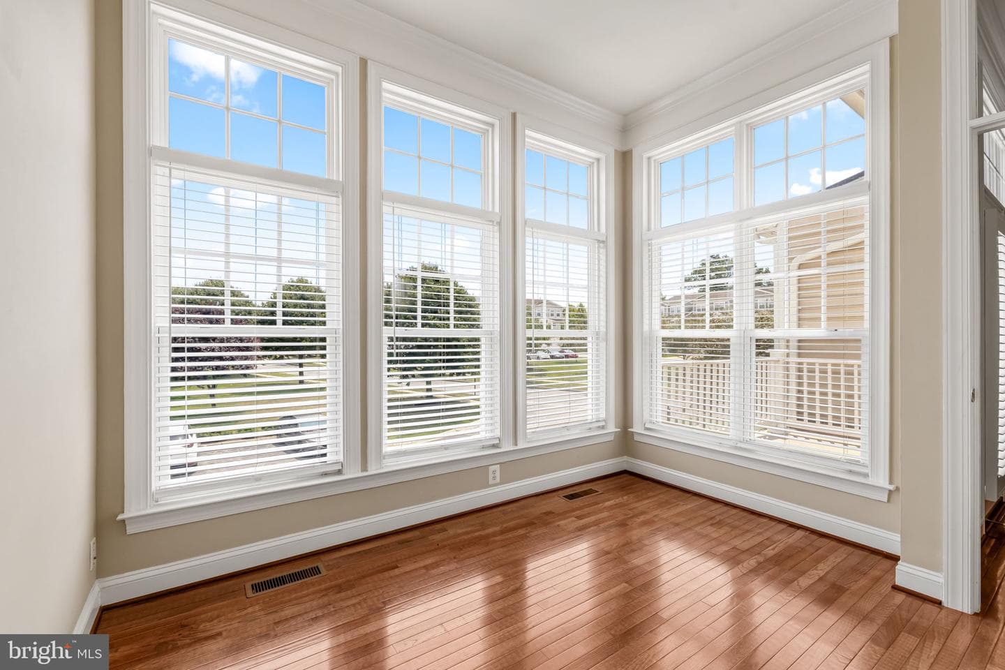 8803 Mirror Lake Way photo 18