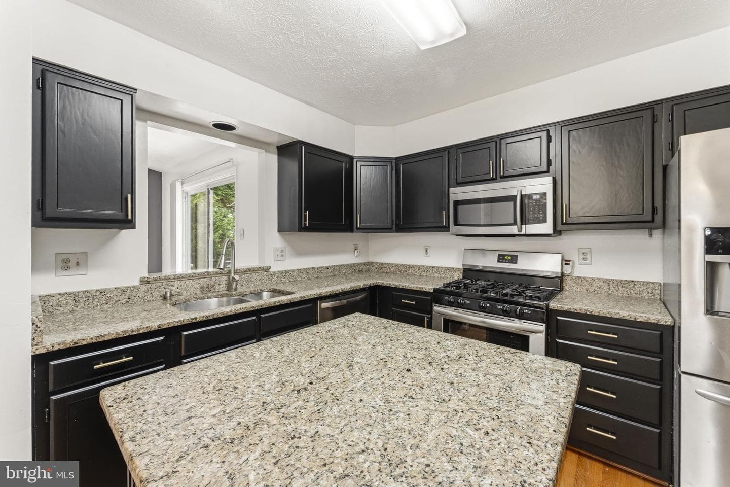 6437 Julie Ann Drive photo 14