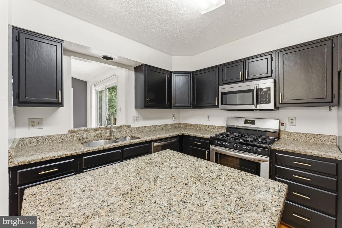 6437 Julie Ann Drive photo 16