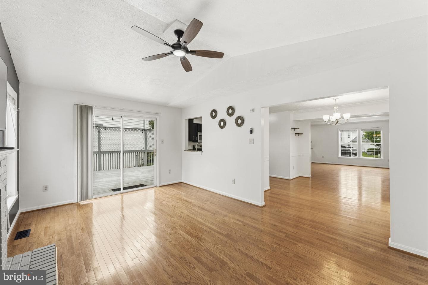 6437 Julie Ann Drive photo 22