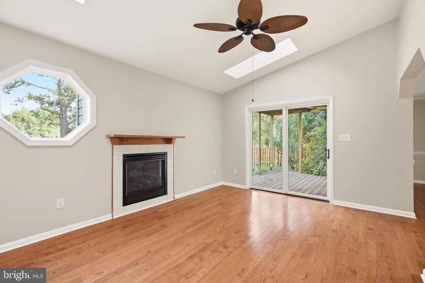 6717 Sewells Orchard Drive photo 13