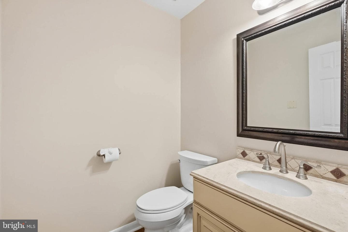6717 Sewells Orchard Drive photo 17