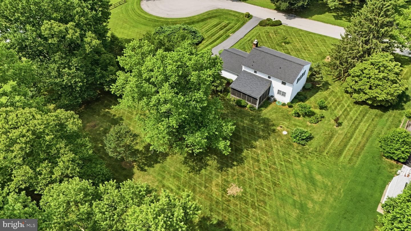 3549 Lakeway Drive photo 3