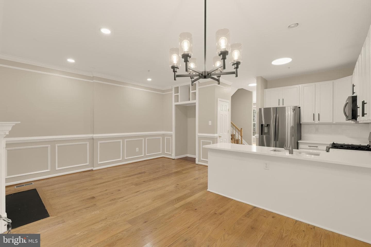 5748 Goldfinch Court photo 25