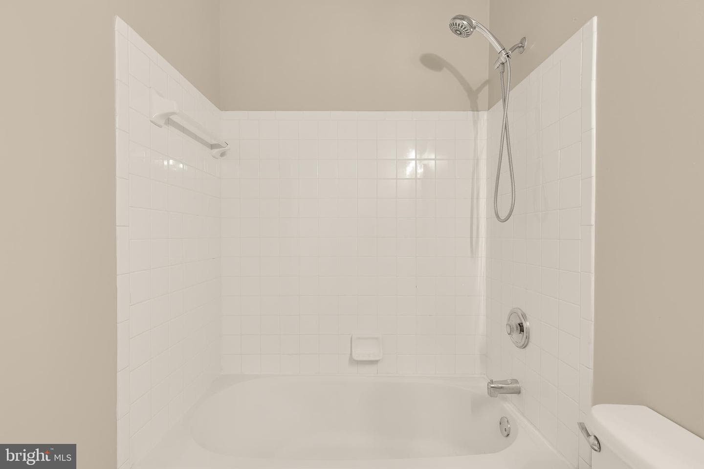 5748 Goldfinch Court photo 49
