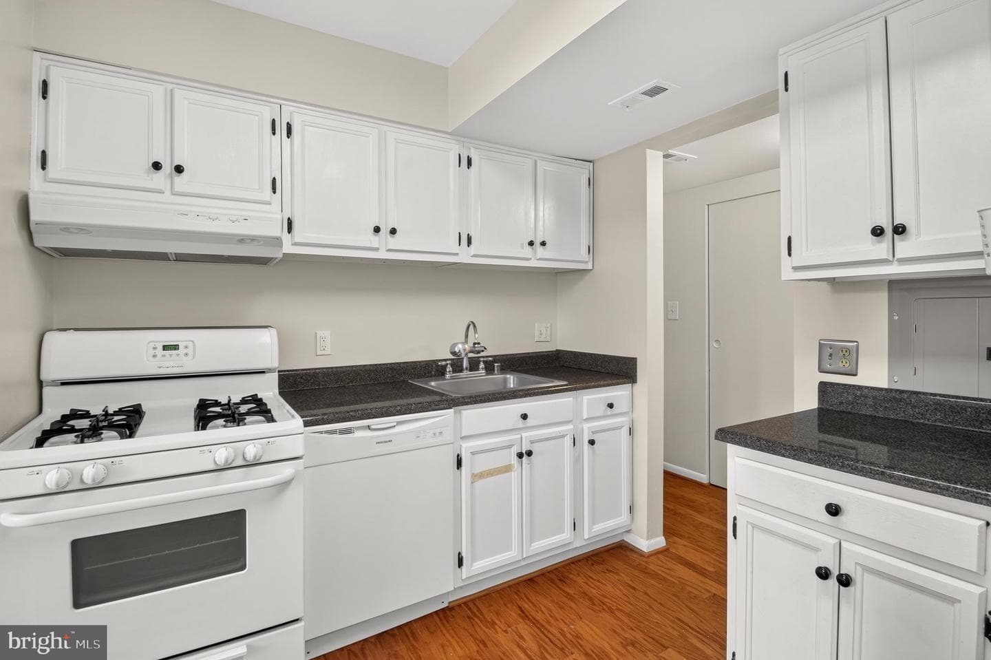 6021 Majors Lane #1 B13 photo 12