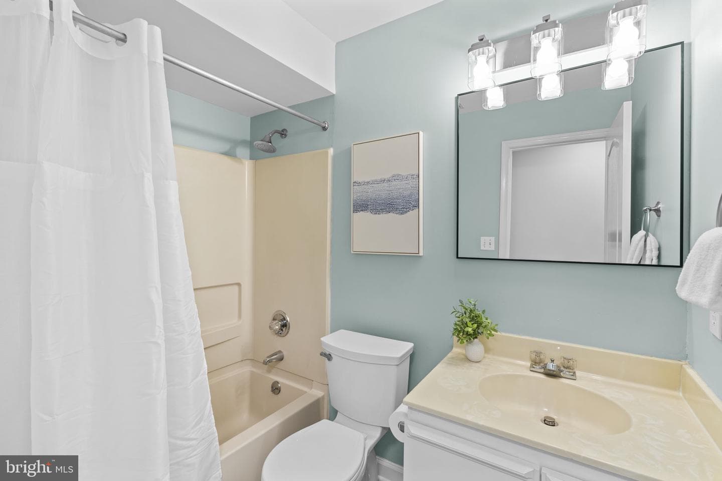 8513 Falls Run Road #d photo 18