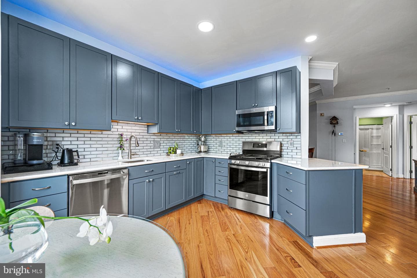 2110 Ganton Grn #a205 (P10 & P11) photo 19
