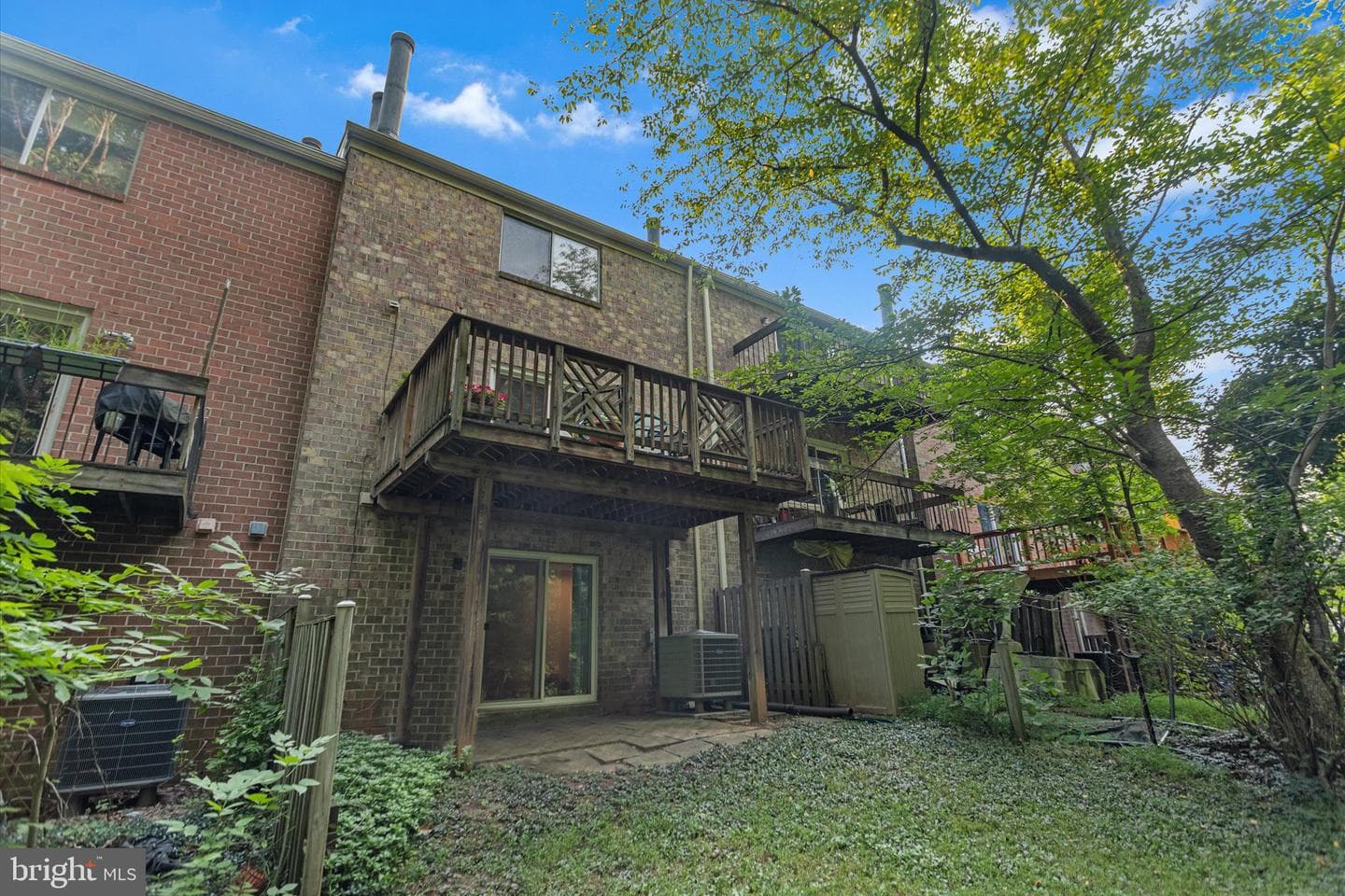 9752 Summer Park Court photo 34