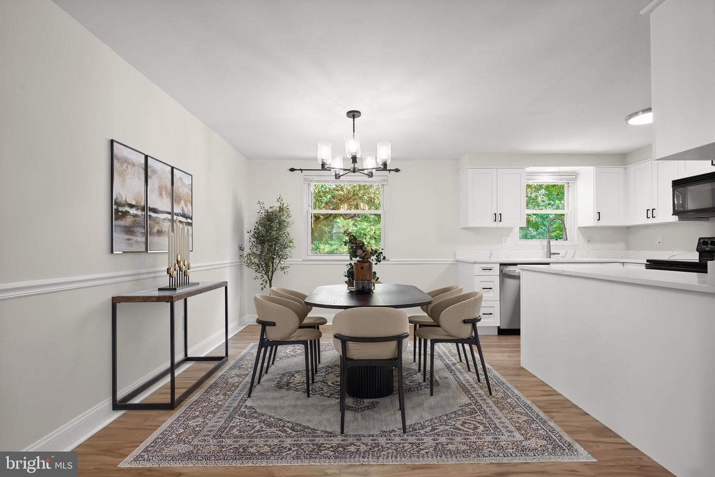 5435 The Bridle Path photo 4