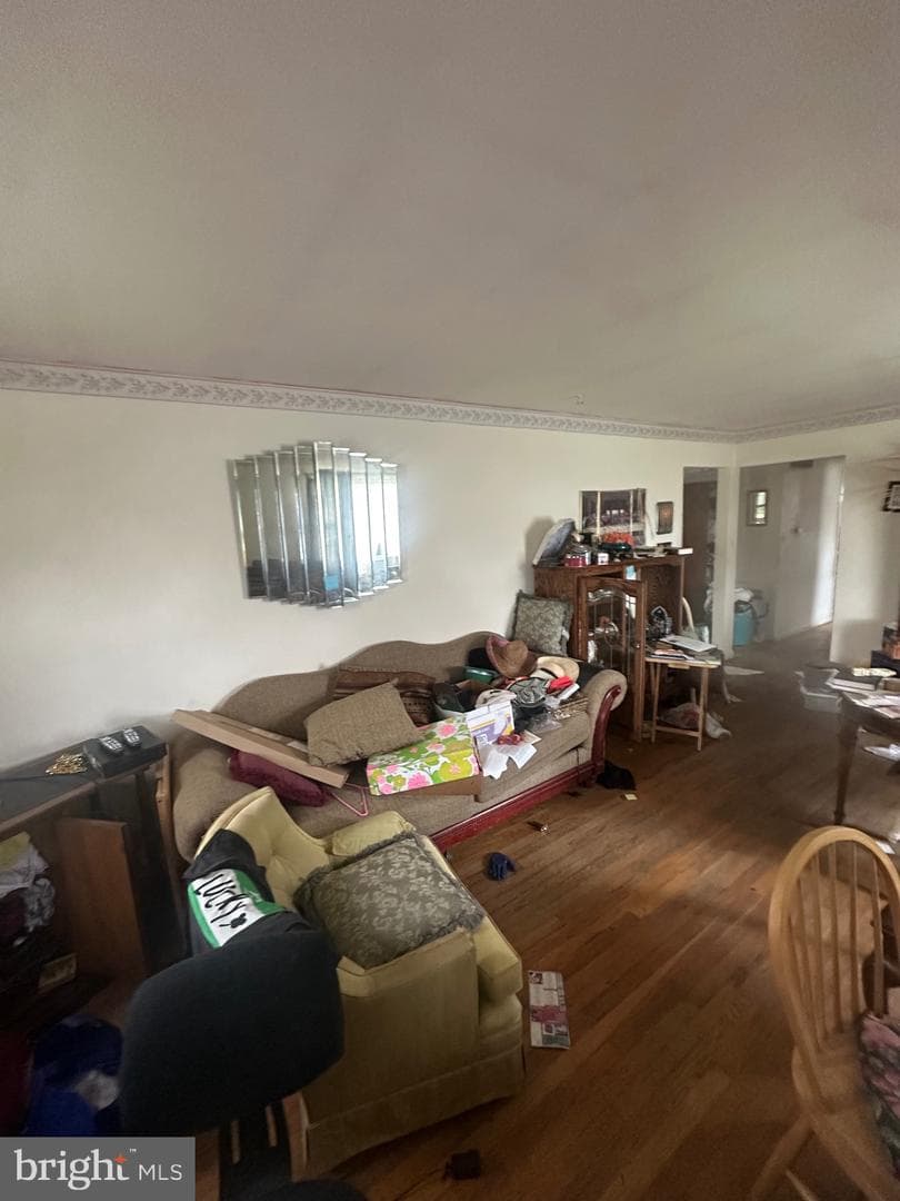 9126 Grant Avenue photo 12