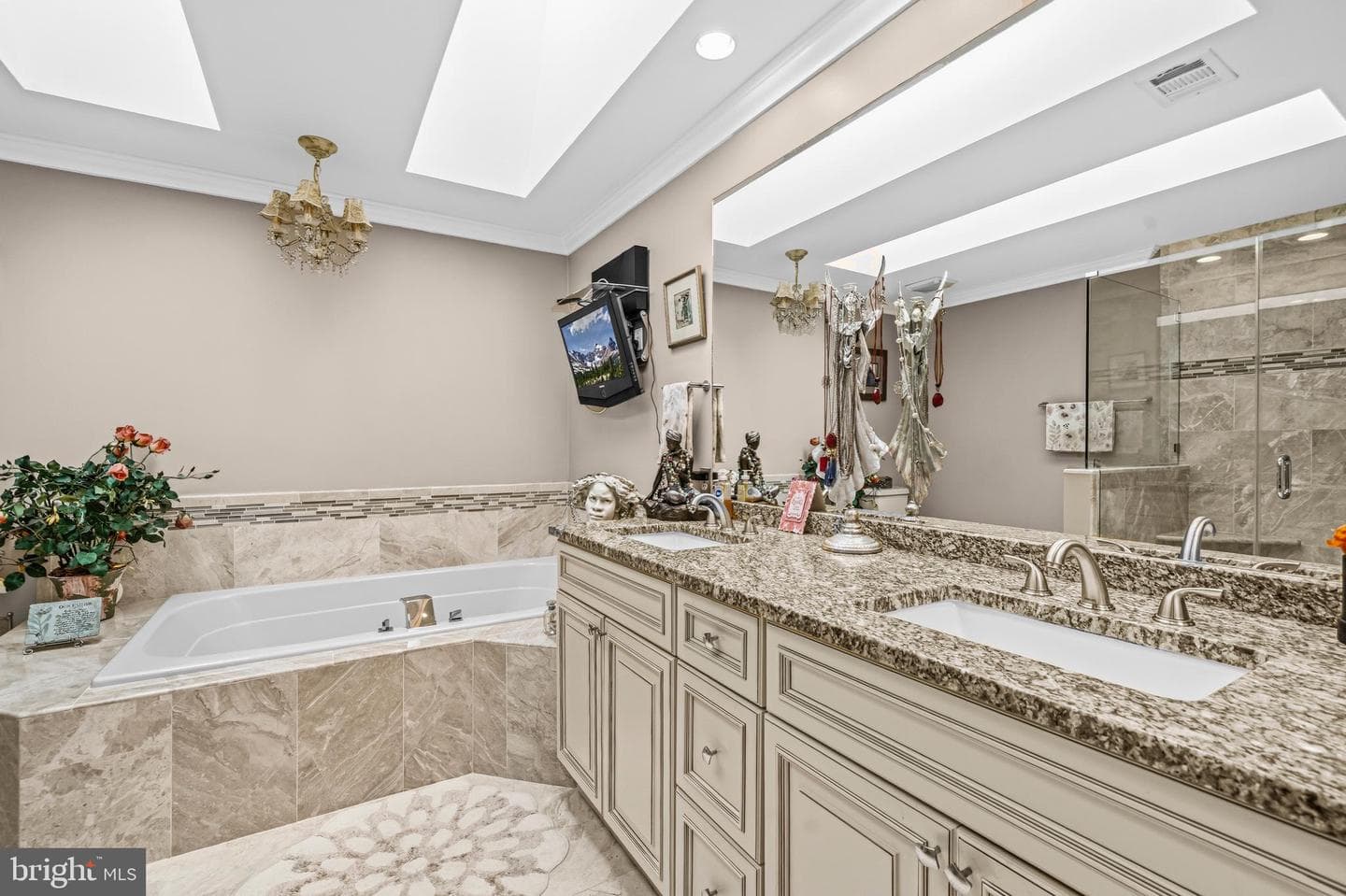 5177 Harpers Farm Road photo 19