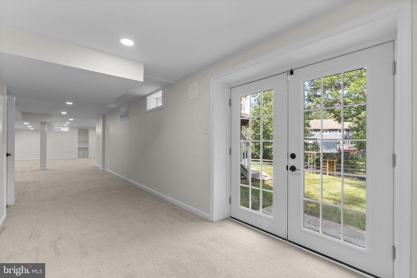 8308 Spring Breeze Court photo 51