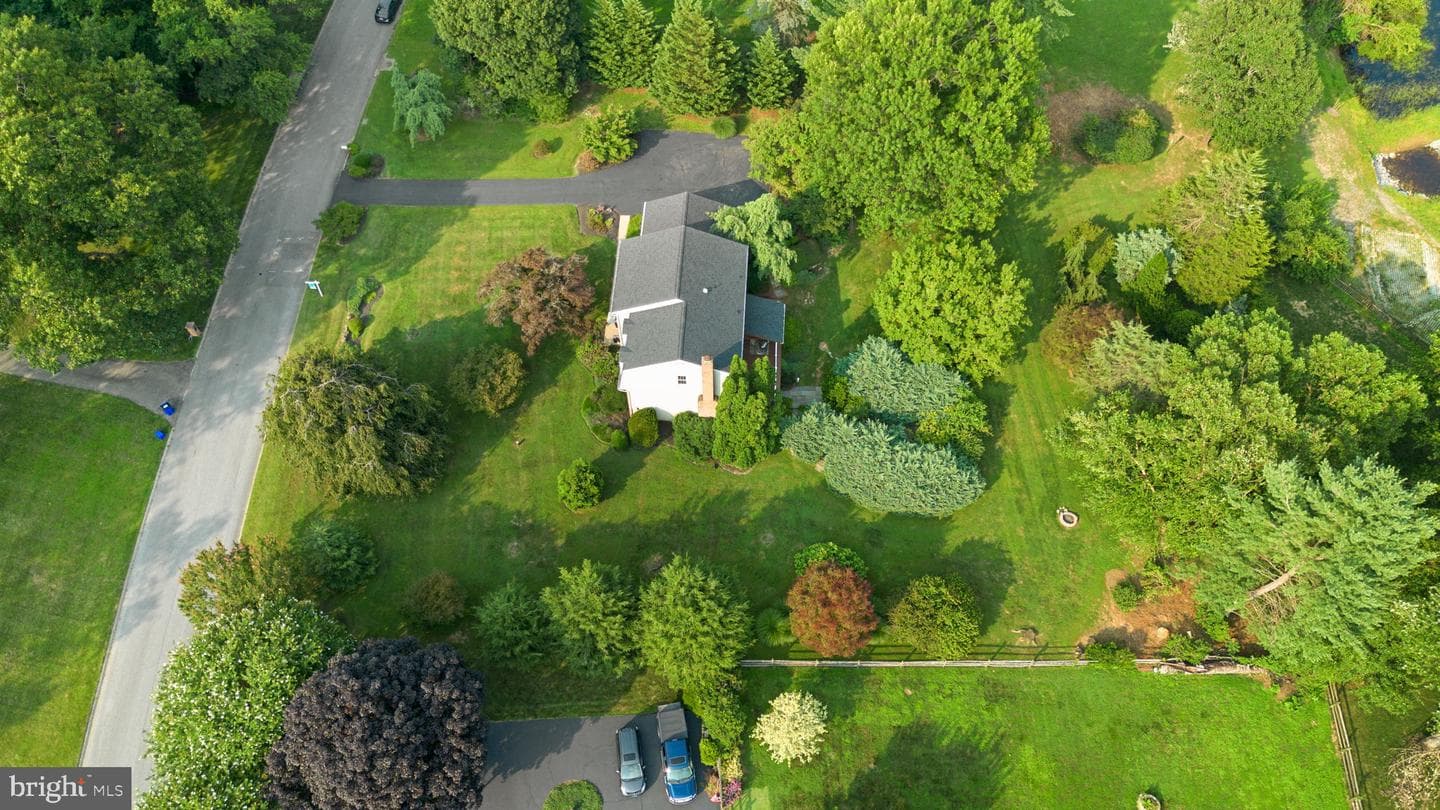 14233 Day Farm Road photo 57