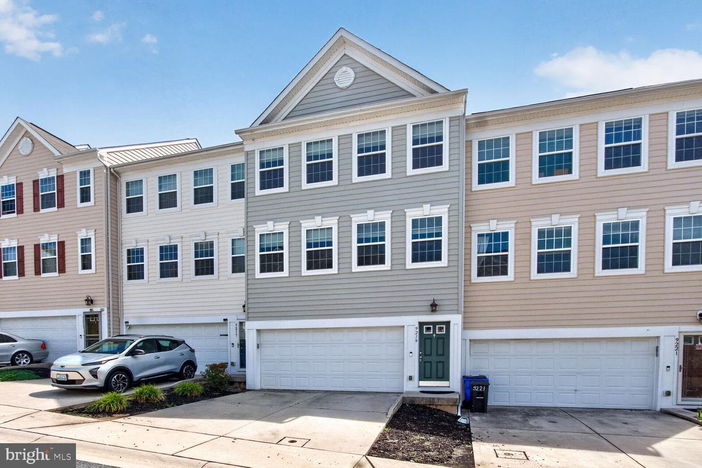 9219 Maggies Way photo 1