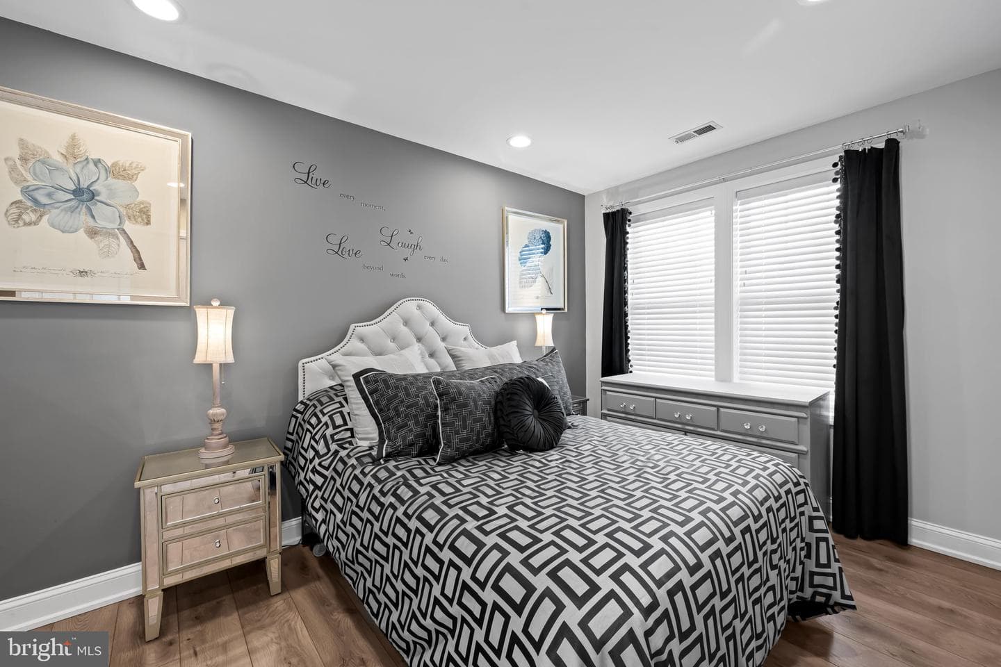 7204 Old Friendship Way photo 11